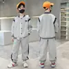 Traje de Primavera para Niños 2025 Nuevo Estilo Niño Guapo Ropa para Niños Medianos y Grandes Conjunto de Dos Piezas de Béisbol Deportivo de Primavera y Otoño