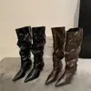 Botas Puntiagudas Plisadas de Tacón de Cuña para Mujer, Botas de Caña Alta Adelgazantes de Moda, Botas Largas Estilo Vintage para Mujer, Botas de Mujer para Principios de Otoño