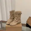 Botas Femininas Estilo Martin 2026 Outono/Inverno Novo Estilo Salto Grosso Preto Botas de Motociclista Meia-Canela, Botas para Calças, Botas Curtas para Combinar com Saias