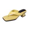 ¡Serie de nicho Yingmeier! Sandalias planas sencillas de punta cuadrada con tacón grueso, sandalias casuales de moda