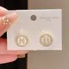 Pendientes Geométricos de Letras de Lujo Ligero Aguja Plateada con Diamantes, Pendientes Versátiles Simples y de Moda, Pendientes de Nicho de Gama Alta para Mujer