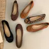 Zapatos de mujer elegantes y modernos talla grande 2026 moda nuevo modelo lazo superficie suave zapatos de muñeca coreanos para pies anchos y gruesos