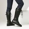 Otoño/Invierno 2026 Estilo Europeo y Americano Hebilla de Cinturón Retro Botas Largas para Mujer con Cordones Botas de Montar Punta Redonda Plana Talla Grande Botas para Mujer Talla 48