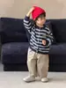 Chaqueta Suéter de Punto Rayado para Bebé Niño Ropa de Otoño 2026 Nuevo Estilo Coreano Ropa Infantil Conjunto de Pantalones Casuales para Niños