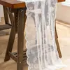 Camino de Mesa de Encaje con Flores Blancas Borde Ondulado Retro Hueco Tela Decorativa Cubierta para Mesa de Boda Mesa de Comedor Mesa de Café En Stock