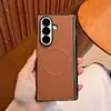 Funda magnética para teléfono móvil adecuada para Samsung Zfold7 Fold6 Eje central bilateral Anti-caída Cubierta protectora de cuero de lichi de negocios