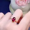 Anillo de Granate de Magnesio y Aluminio Natural Puro Plata de Ley S925 Incrustado Cristal Piedra Principal Limpia 6 * 9 mm