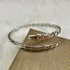 Pulseira de Mola em Formato de Cobra para Mulheres, Banhada a Ouro V com Ouro Rosa 18K, Pulseira Aberta de Osso de Cobra Totalmente Diamantada com Múltiplos Círculos e Cabeça de Cobra com Adornos de Diamante