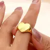 Anillo de Amor de Venta Caliente Transfronterizo para Mujer, Lujo Ligero, Diseño de Nicho, Tendencia de Moda, Anillo Sencillo de Moda, Puede Pasar la Inspección