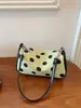 Bolso de axila coreano de nicho transfronterizo para mujer, nuevo y elegante bolso de mano de lunares para el día a día, bolso de hombro y cruzado de alto valor