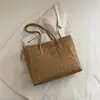 Bolso Casual de Moda de Gran Capacidad para Mujer 2025 Otoño Nuevo Estilo Coreano Bolso de Axila Estilo Extranjero Bolso de Hombro Tipo Tote Simple