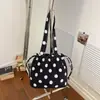 Bolso de mano para mujer Shuai Mi Jia, estilo casual y relajado, nuevo bolso de mano de moda y único, bolso de mano simple para el día a día, bolso de mano de nicho estilo francés