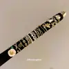 Anillo Abierto de Flor de Zircón y Perla con Baño de Oro Real, Exquisito y Elegante, Anillo para el Dedo Índice con un Toque de Lujo Ligero y de Alta Gama