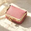 Mini Fecho de Beijo Couro PU Textura Lichia Fivela de Cadeado Feminina Chave de Joia Bolsa de Armazenamento para Fones de Ouvido Porta-Moedas Multifuncional