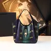 Bolso Cubo de Moda 2026, Bolso de Hombro de Lujo Ligero con Patrón de Serpiente, Gran Capacidad, Simple y Elegante, Versátil Bolso de Cuero Suave para el Hombro