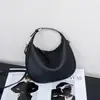 Bolso bandolera TOGO de piel de vacuno de plena flor, bolso de media luna para mujer, bolso de mano de alta gama de lujo ligero, bolso tipo empanada de cuero genuino para mujer