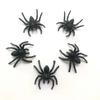 Simulación de araña pequeña de plástico de dibujos animados, juguete pequeño, araña falsa de 2,2-3,5 cm, araña pequeña de color para Halloween