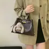 El Bolso Cubo de Moda de Este Año 2025 Nuevo Bolso de Hombro Casual Vintage con un Toque de Lujo, Bolso Cruzado para Viajar, Bolso Casual para Mujer