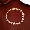 Pulseira com Fecho de Flor em Zircônia Banhada a Ouro 18k Pulseira de Luxo Leve Nicho Pulseira Versátil de Alta Qualidade Moda para Mulheres