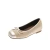 Sapatos Mary Jane Estilo Francês com Salto Escondido Femininos 2026 Novos Doces Laço Bico Quadrado Baixo Estilo Ballet Sapatos Individuais