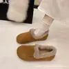 Outono e Inverno 2025 Novas Roupas de Exterior Antiderrapantes Casuais de Uma Perna Sapatos de Algodão Sapatilhas Femininas com Solado Quente Forradas de Lã Sapatos Gorro Retrô