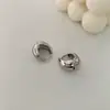 Pendientes de aro liso exagerados europeos y americanos de aguja de plata S925 para mujer, pendientes de alta gama que adelgazan el rostro redondo, pendientes de moda con personalidad que combinan con todo