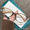 Nueva moda transfronteriza anteojos de lectura ojo de gato para dama anti luz azul personalidad anteojos HD tendencia anteojos para ancianos al por mayor