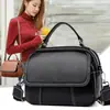 Bolso de Mujer Modelo Nuevo 2026 Hecho de Piel de Vacuno de Primera Capa, Bolso de Hombro Único con Bolso Cuadrado Pequeño Empalmado, Cruzado
