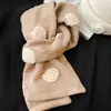 Estilo Chanel~ Bufanda de lana tejida con camelia estilo coreano para mujer, cálida de invierno, calentador de cuello frío de imitación, calentador de cuello atmosférico, moderno