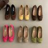 Sapatos de Ballet com Laço 2024 Novo Bico Quadrado Salto Grosso Camada Única Feminino Retro Estampa de Leopardo Mary Jane Bico de Porco Sapatos de Leite