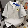 Camiseta de Manga Corta con Estampado de Caballo, Patchwork de Verano, Marca Americana de Moda, Falsa de Dos Piezas Versátil, Letra, Algodón Puro, Top de Pareja para Hombre