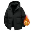 Chaqueta de algodón con capucha de color liso estilo americano de moda para hombre, nueva colección de invierno 2026, abrigo acolchado casual, engrosado y cálido, prenda exterior extragrande