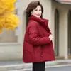 Chaqueta corta de plumón auténtica de alta gama para mujer, colección de invierno 2026, engrosada para abrigar, adecuada para suegras y madres, abrigo de plumón de pato blanco, estilo moderno