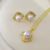 Conjunto de collar colgante y pendientes de botón con zircón en forma de T y perla, pendientes colgantes de diamante cuadrado y perla, collar colgante de moda para la oficina