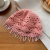 Gorro de punto con borlas huecas para mujer, estilo étnico, tejido a mano, estilo verano, fino, que deja ver el rostro, pequeño