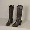Botas de ciclismo versáteis de cano alto, nova coleção outono/inverno 2026, botas femininas de salto grosso, saltos altos femininos, botas longas acima do joelho