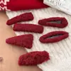 Presilha de Cabelo Coração de Pelúcia Vermelho de Ano Novo para Mulheres 2026 Novo Estilo Presilha BB de Alta Qualidade para Franja Acessório de Cabelo