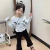 Conjunto de Roupa para Meninas Primavera 2026 - Blusa de Manga Longa Estilo Duas Peças com Laço e Calça Flare Estilosa