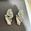 2025 Moda de Alta Qualidade Retrô Francês Textura Irregular Brincos Únicos Brincos de Metal de Alta Qualidade para Mulheres