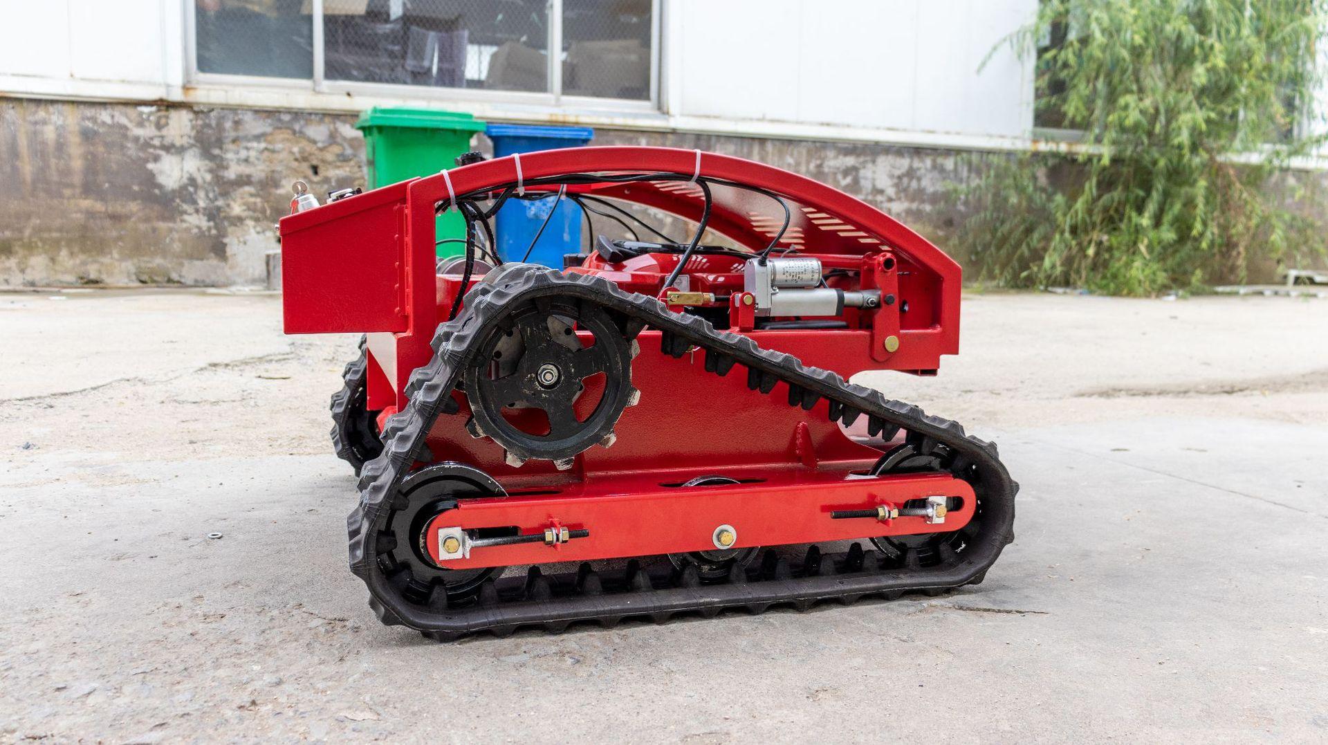 草场剪草割草机