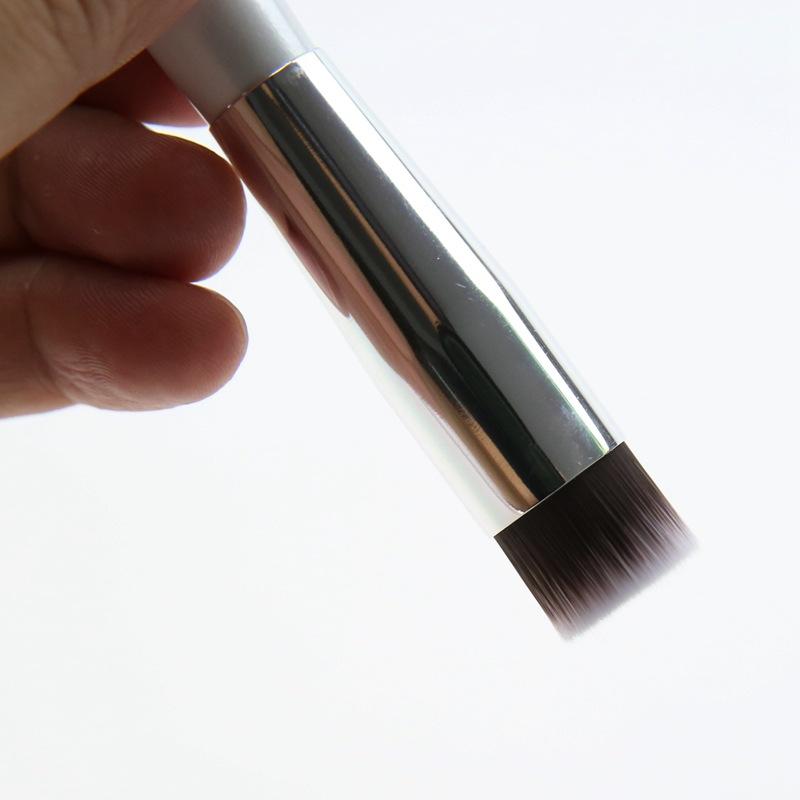 小号白杆平头粉底刷