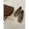 Versión de piel de oveja 2026 nuevos mocasines Mary Jane vintage de punta redonda con estampado de leopardo y correa de hebilla, zapatos planos, zapatos de abuela