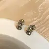 Aretes de Flor de Perla Coreanos para Mujer, Aretes de Lujo Ligero y de Alta Gama, Estilo Nuevo, Moda de Nicho, Aretes Versátiles al por Mayor