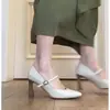 Zapatos de Tacón Alto Estilo Francés para Mujer, Zapatos Mary Jane Negros Minimalistas Retro con una Sola Correa, 2026, Adecuados para Combinar con Faldas, Zapatos de Tacón Grueso de una Sola Correa