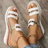 Sandalias de suela gruesa, nuevo estilo 2026, pantuflas de verano para mujer talla grande, estilo europeo y americano, sandalias romanas de tacón de cuña versátiles para mujer
