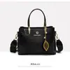 Bolso de Maternidad de Moda Simple con Sentido Avanzado Nuevo Bolso de Hombro Cruzado Versátil Diseño de Nicho Bolso de Mujer de PU