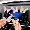 Nuevo Adorno de Mariposa Móvil para Coche Decoración de Interior de Coche Rejilla de Ventilación Consola Central Lindo Adorno Sanador