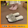 Hermosas Chanclas de Tira para Dedo con Pedrería para Mujer 2026 Verano Nueva Moda Estilo Hada Vacaciones Sandalias de Cuña