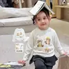 Ropa infantil Suzhili, chaqueta vaquera para niñas, colección de otoño, diseño de dibujos animados elegante, chaqueta infantil casual y versátil, ropa de bebé