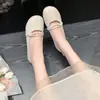 Novidade Verão 2025 Sapatilhas Rasas Planas Estilo Fada Adequadas para Combinar com Saias Curtas, Sapatos Gorro de Estilo Delicado Feminino